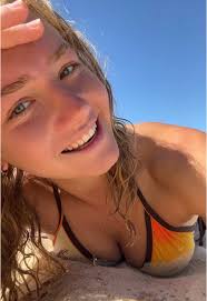 piper ella 🌶️ (@piperwindow)