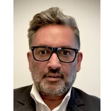 Mitarbeitende von Cloud International