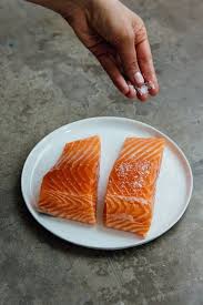 How To Cook Perfect Salmon Fillets Recipe Cooking Salmon Pan Seared Salmon Salmon On The Stove