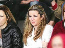 Στους αθλητικούς κύκλους, ωστόσο, ήταν ιδιαίτερα δημοφιλής καθώς υπήρξε ένα από τους καλύτερους παίκτες της. Erietta Koyrkoyloy Se Agwna Polo Toy Syntrofoy Ths Parea Me Th Mhtera Toy Fthis Gr