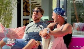 Pour veiller à la qualité du travail des anges et au bon déroulement de leurs activités, ils seront encadrés par 3 doyennes aussi drôles qu'intransigeantes. Les Vacances Des Anges Episode 32 Raphael Pepin De Retour Anais Camizuli Et Barbara Degoutees Purebreak