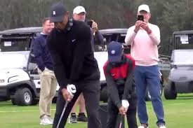 Charlie woods' beautiful golf swing has received a lot of praise on social media. Tiger Woods Son Charlie Looks Just Like Dad In First Real Look At Swing Trendy Cow