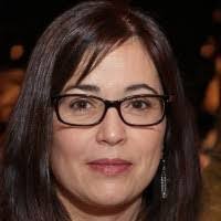 Ella Bentley's Instagram, Twitter & Facebook