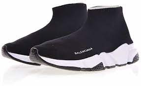 Balenciaga shoes are risk takers. Balenciaga Speed Stretch Knit Low 454484 W05g0 1000 Unisex Black White Walking Shoes For Men Buy Balenciaga Speed Stretch Knit Low 454484 W05g0 1000 Unisex Black White Walking Shoes For Men Online At