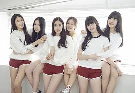 Gfriend (여자친구) consists of 6 members: K Pop Gfriend South Korea Musician Asian Brunette Women Dancer Hd Wallpaper Wallpaperbetter