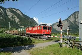 switzerland freight train rhatische bahn rhb ge 6 6 ii 701 raetia strassenbahn eisenbahn standseilbahn