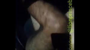 Dando para o mendigo - XNXX.COM