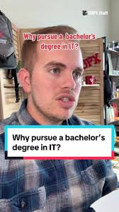 Exploring the Benefits of a Bachelor's Degree in Information Technology