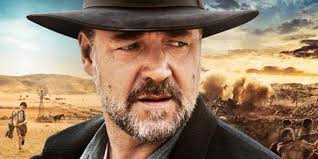 Crowe has acted in blockbuster films such as gladiator (2000), a historical epic for which he won the academy award for best actor. Russell Crowe Faz Pai Heroi Em Sua Estreia Na Direcao