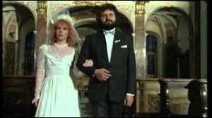 Tak zdá se všechno v lajně, já však nosím tajně, v sobě pravdu skutečnou. Oda Na Lasku M Marcela Holanova Youtube