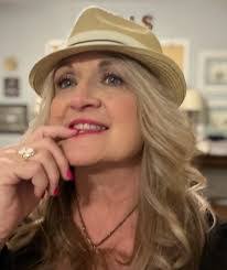 Donna Denney's Instagram, Twitter & Facebook