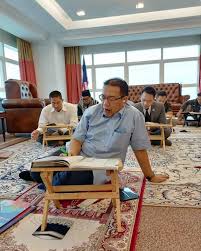 Rujukan untuk spm tingkatan 4 & 5. Pusat Rujukan Maklumat Sppa Sekolah Menengah Kebangsaan Kuala Kurau Pusat Sumber Sekolah Antara Perkhidmatan Yang Ditawarkan Oleh Pusat Maklumat Yang Berkonsepkan One Stop