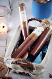 Petites Fioles De Chocolat Chaud A Offrir Chefnini Chocolat Chaud Cadeau Noel Fait Main Idees Cadeaux