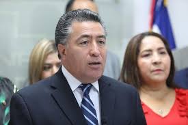 Portillo Cuadra confirma que no dejará la política y será “colaborador” en  ARENA