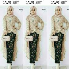 Salah satu inspirasi baju atasan wanita terbaru adalah atasan brokat untuk ke pesta. Jawi Set Brukat Kebaya Modern Model Pinguin Setelan Batik Atasan Brokat Terbaru Baju Murah Shopee Indonesia