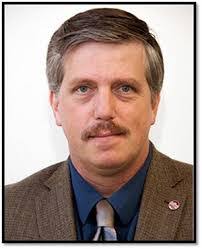 Robert Hoar's Instagram, Twitter & Facebook