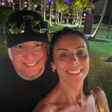 Stephanie Ratvay (@saratvay) • Facebook