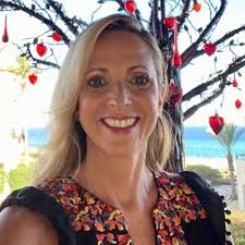 Time really does fly when you're having fun ✈️😉🎉 It's been a whole year  (+7 days) at what I'm still convinced is the best job ever. I've typed so  many different sentences