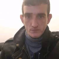 100+ profils pour “Burr”