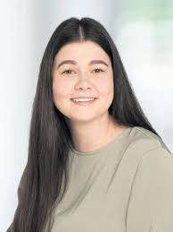 Terry Mager's Instagram, Twitter & Facebook