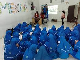 Media transmisi yang digunakan kapasitas channel transmisi type channel transmisi kode transmisi yang digunakan mode transmisi. Fakultas Hukum Untag Surabaya