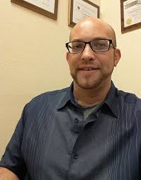 Dr. Michael Handelman