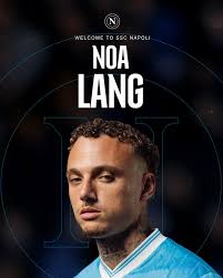 Official dari Napoli, Noa Lang resmi bergabung dengan klub Legenda Diego  Armando Maradona.. [📸Napoli]