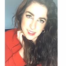 Laura Dowd's Instagram, Twitter & Facebook