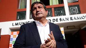 En esa población, los pinto tienen dos botillerías, un minimarket y un bar. Otra De Aguilera Denuncian Que Alcalde De San Ramon Uso Datos Secretos De Vecinos Con Covid 19 Para Llamarlos Y Ofrecerles Cajas De Mercaderia El Mostrador