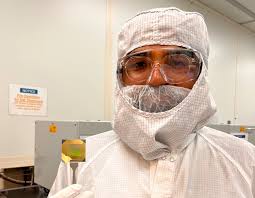 Startup founded by PhD student Sanket Deshpande joins the Chicago Quantum  Exchange