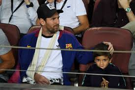 €80.00m* jun 24, 1987 in rosario, argentina. Thiago Messi Asked His Dad Why He Was Criticized In Argentina Watch The Video Kids His Age Made To Reassure Him Barca Blaugranes