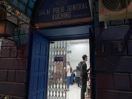 Sila ketuhanan yang maha esa. Eekbal Yusuf On Twitter Tinjauan Di Balai Polis Sentral Kuching Dan Balai Polis Gita Kelihatan Orang Ramai Yang Ingin Balik Kampung Hadir Untuk Memaklumkan Pergerakan Mereka Serta Mengisi Borang Maklumat Keluar Antara