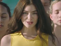 The man with an axe 8. Escucha Stoned At The Nail Salon El Nuevo Sencillo De Lorde