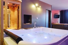 Chambres Avec Spa Et Jacuzzi Privatif A Lyon Loveloc