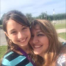 Looking to buy a mobility scooter for multiple trips to Disney. Want one I  can easily transport, but is comfortable for long park days. Any  information would be appreciated!❤️