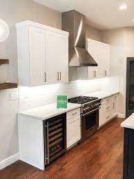 They also appear in other related business categories including bathroom remodeling, general contractors, and altering & remodeling contractors.132 of these businesses have an a/a+ bbb rating.83 of the rated businesses have 4+ star ratings. Kitchen Remodel With Custom Cabinets In Roseville Ca Transitional Kitchen Sacramento By A Construction Remodeling Houzz Ie