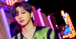 Comeback Kang Daniela. Posłuchajcie EPki "Cyan"