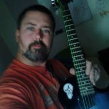 Chris Stilts's Instagram, Twitter & Facebook