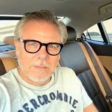 Abdullah, 55 years old. I want a woman between 55 and 70 years old.