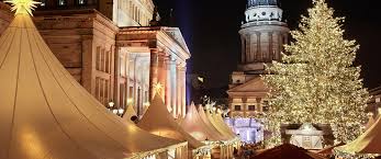 Kurz nach dem attentat auf den weihnachtsmarkt am berliner breitscheidplatz haben sich die meldungen überschlagen: Berliner Weihnachtsmarkte Hauptstadtkoffer