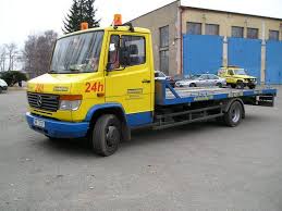 Mercedes Vario 614 Light Platform Wrecker