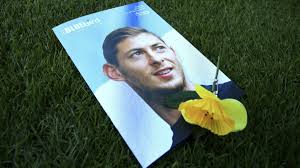 Browse 1,415 emiliano sala stock photos and images available or start a new search to explore more stock photos and images. Emiliano Sala Leiche Wurde Identifiziert Sport Sz De