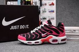 Womens Nike Air Max Plus Tn Kpu Pink Black White Running Shoes Nike Air Max Nike Air Max Tn Nike Air Max Plus
