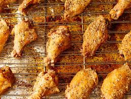 Let the chicken roast for approximately 25 minutes. 5 Ways To Reheat Chicken Wings For Finger Licking Good Crispiness