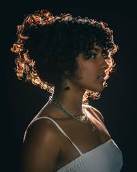 🤍💚..!! Wanted to post something…. but don't have the any recent  photograph so posting one from the old series..!! (Honesty is the best  policy..!! 😂😂) p.c @ashayrtulalwar ♥️ #throwback #portrait #insta  #instagram #