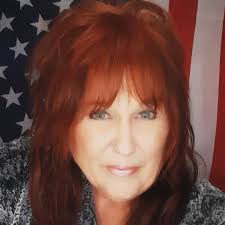 Gloria Dempsey's Instagram, Twitter & Facebook