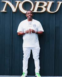 Fell back, now I'm back in it Del Dia shots got me sinning Big racks, but  these jeans skinny Plain Richard Mille square business See me in the club  two-steppin' Diamonds 'round