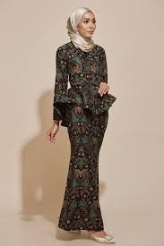 Kali ni kita padankan peplum sama seluar nampak unik tertarik lagi menarik. Baju Kebaya Peplum Online Shopping Mall Find The Best Prices And Places To Buy