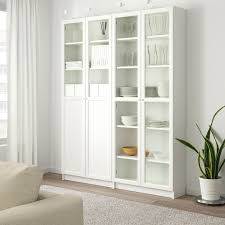 Billy Oxberg Bucherregal Mit Paneel Vitrturen Weiss Glas Ikea Osterreich In 2020 Bucherschrank Mit Glasturen Ikea Schrankturen Und Ikea Lagerung