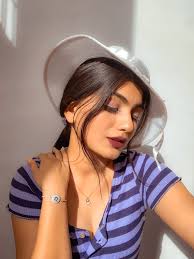 Self Portrait(@pranjalii23)